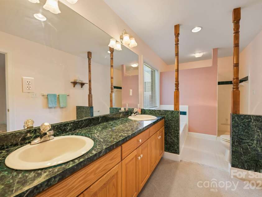 12041 Spinnaker Drive, Tega Cay, SC 29708.  MLS# CAR4283093, YatesRealty ID 27993. 