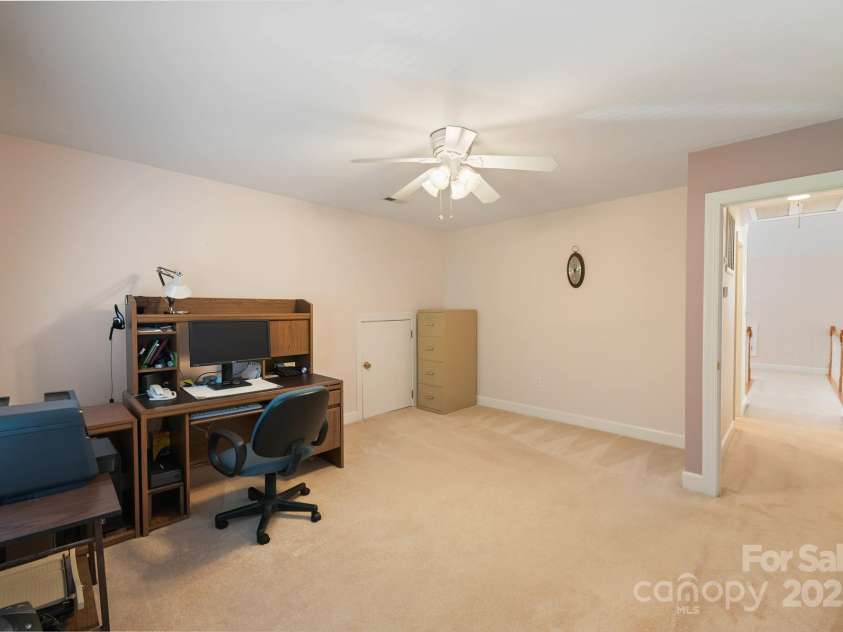 12041 Spinnaker Drive, Tega Cay, SC 29708.  MLS# CAR4283093, YatesRealty ID 27993. 