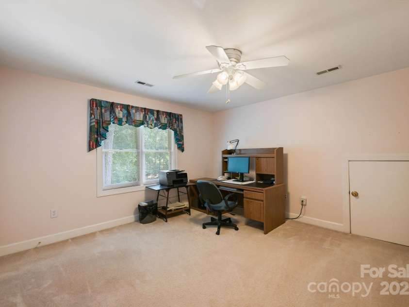 12041 Spinnaker Drive, Tega Cay, SC 29708.  MLS# CAR4283093, YatesRealty ID 27993. 