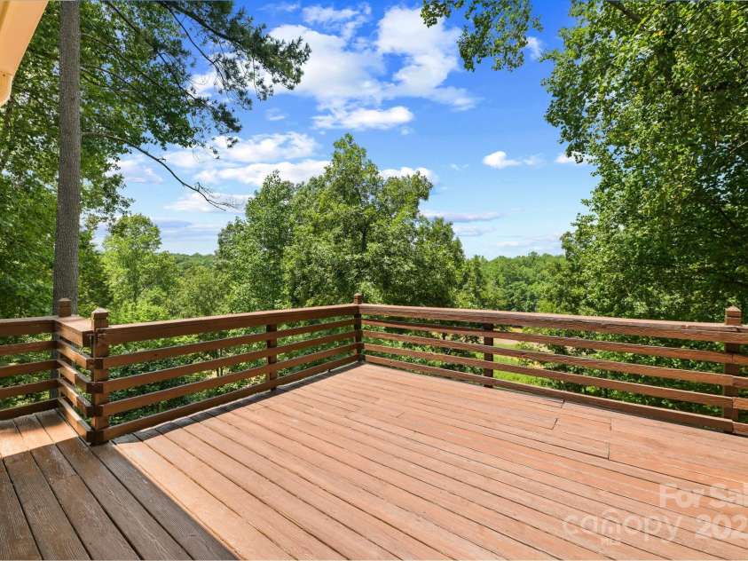 12041 Spinnaker Drive, Tega Cay, SC 29708.  MLS# CAR4283093, YatesRealty ID 27993. 