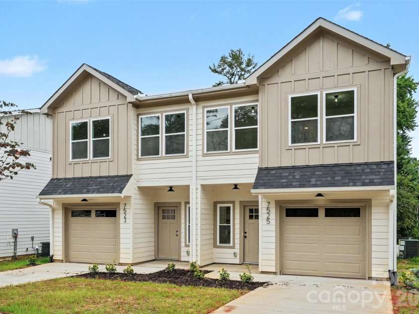 7523/7525 Lawyers Road, Charlotte, NC 28227.  MLS# CAR4390152, YatesRealty ID 27993. 