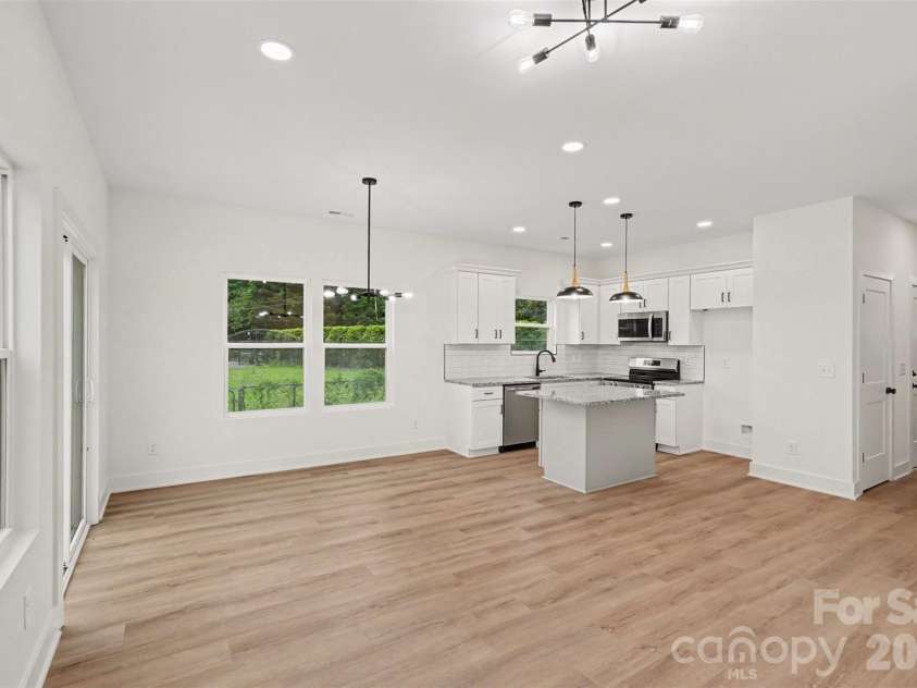 7523/7525 Lawyers Road, Charlotte, NC 28227.  MLS# CAR4390152, YatesRealty ID 27993. 