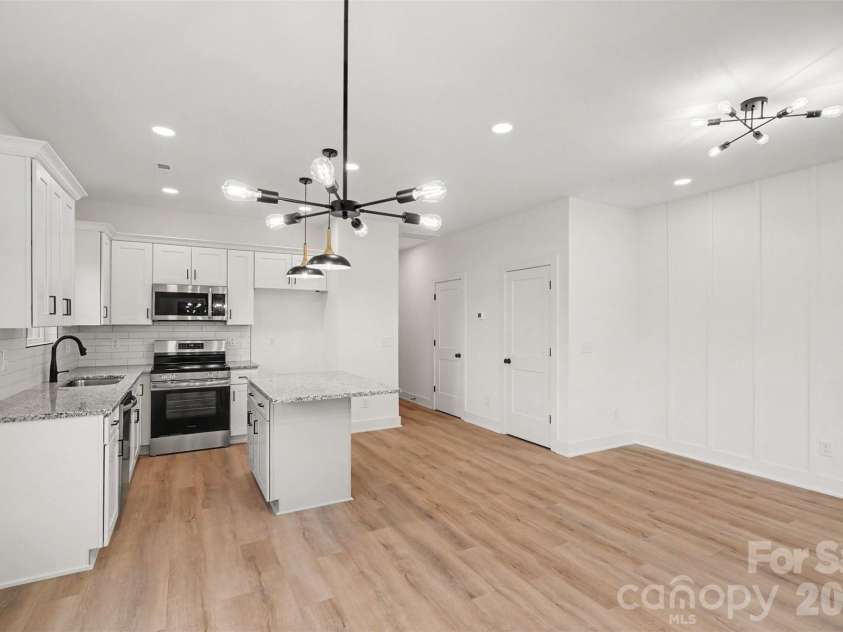 7523/7525 Lawyers Road, Charlotte, NC 28227.  MLS# CAR4390152, YatesRealty ID 27993. 