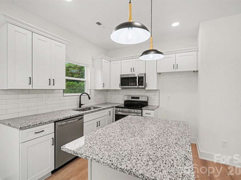 7523/7525 Lawyers Road, Charlotte, NC 28227.  MLS# CAR4390152, YatesRealty ID 27993. 