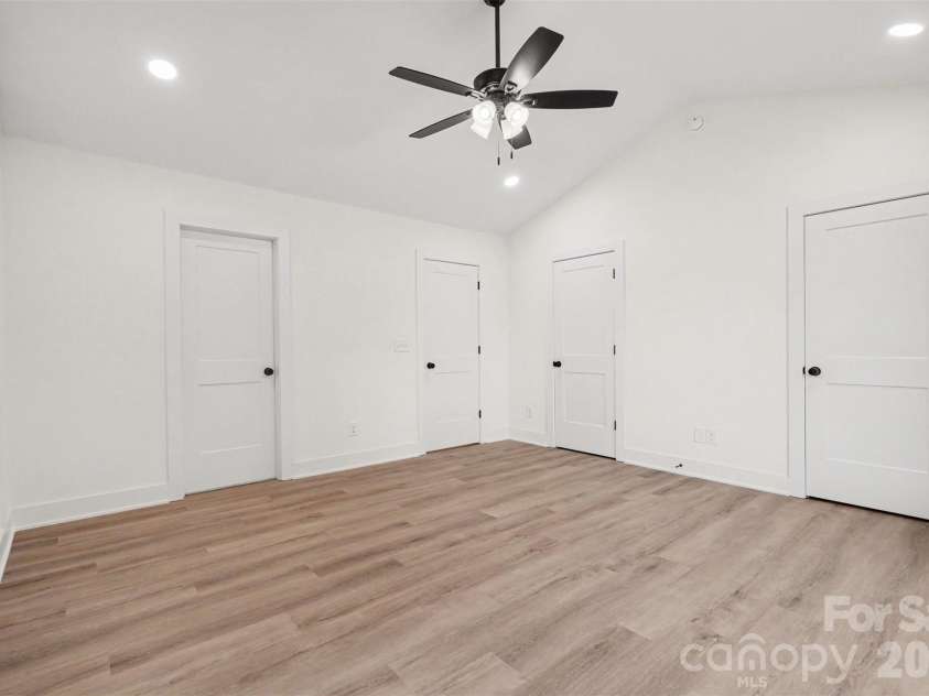7523/7525 Lawyers Road, Charlotte, NC 28227.  MLS# CAR4390152, YatesRealty ID 27993. 