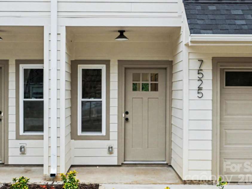 7523/7525 Lawyers Road, Charlotte, NC 28227.  MLS# CAR4390152, YatesRealty ID 27993. 
