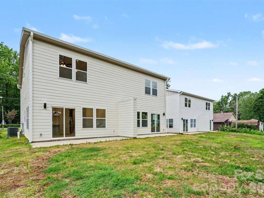 7523/7525 Lawyers Road, Charlotte, NC 28227.  MLS# CAR4390152, YatesRealty ID 27993. 