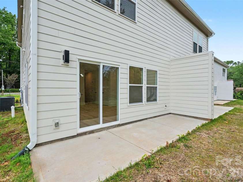 7523/7525 Lawyers Road, Charlotte, NC 28227.  MLS# CAR4390152, YatesRealty ID 27993. 