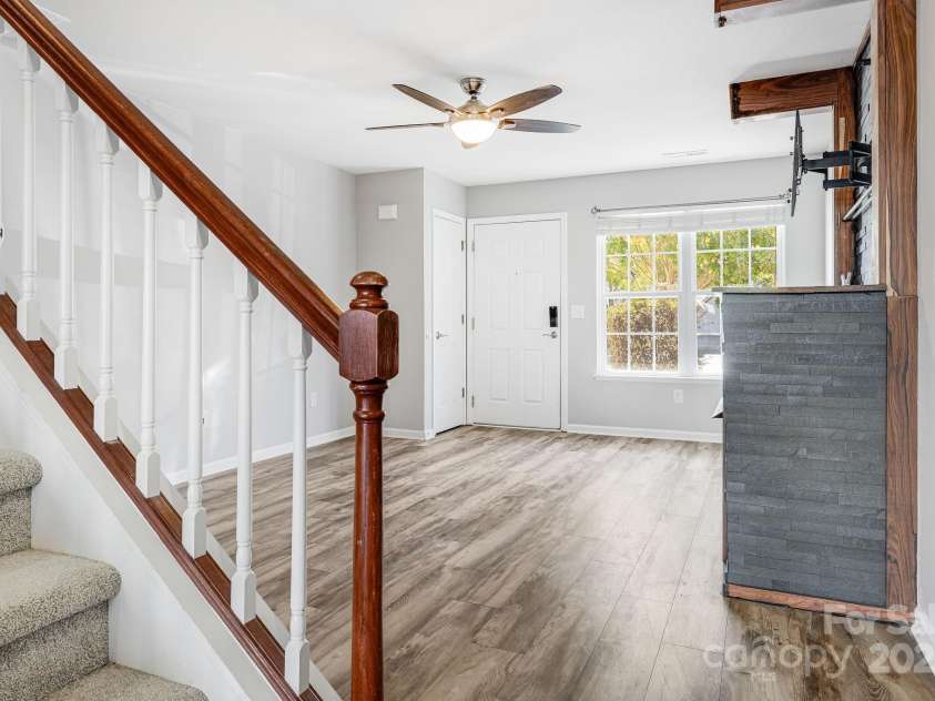 48 Lanceford Circle, Fletcher, NC 28732.  MLS# CAR4284692, YatesRealty ID 27996. 