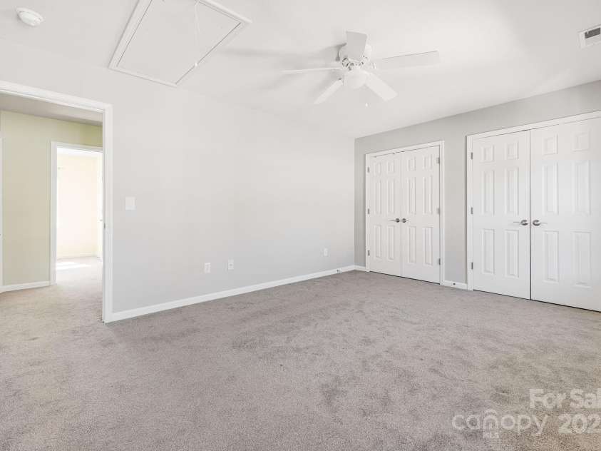 48 Lanceford Circle, Fletcher, NC 28732.  MLS# CAR4284692, YatesRealty ID 27996. 