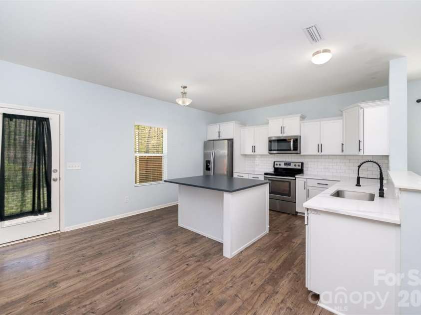 3987 Tersk Drive, Midland, NC 28107.  MLS# CAR4390172, YatesRealty ID 27998. 
