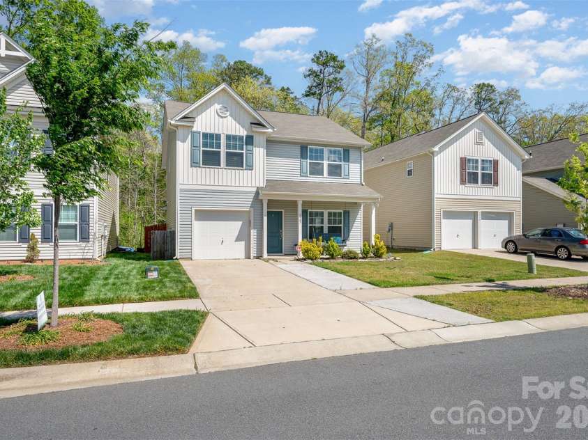 3987 Tersk Drive, Midland, NC 28107.  MLS# CAR4390172, YatesRealty ID 27998. 