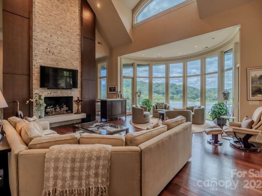 15 Water View Court, Travelers Rest, SC 29690.  MLS# CAR4300904, YatesRealty ID 28. 