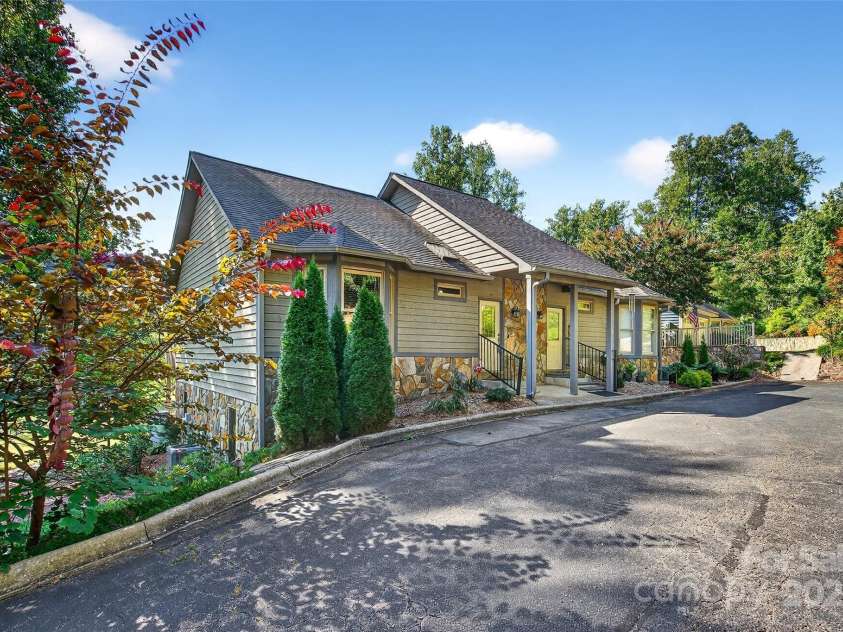 307 #7 Blue Ridge Drive, Marion, NC 28752.  MLS# CAR4298364, YatesRealty ID 28. 