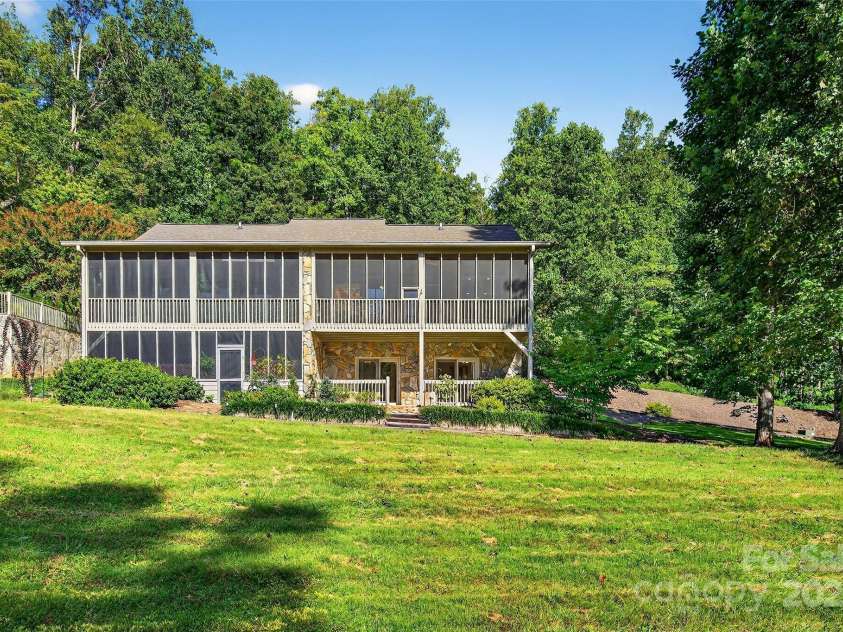 307 #7 Blue Ridge Drive, Marion, NC 28752.  MLS# CAR4298364, YatesRealty ID 28. 