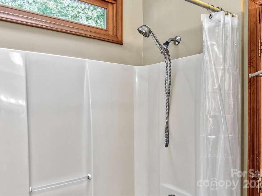 307 #7 Blue Ridge Drive, Marion, NC 28752.  MLS# CAR4298364, YatesRealty ID 28. 