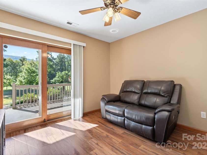 307 #7 Blue Ridge Drive, Marion, NC 28752.  MLS# CAR4298364, YatesRealty ID 28. 