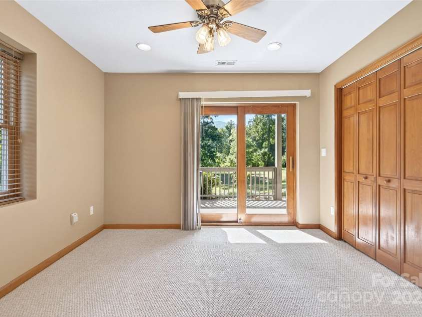 307 #7 Blue Ridge Drive, Marion, NC 28752.  MLS# CAR4298364, YatesRealty ID 28. 