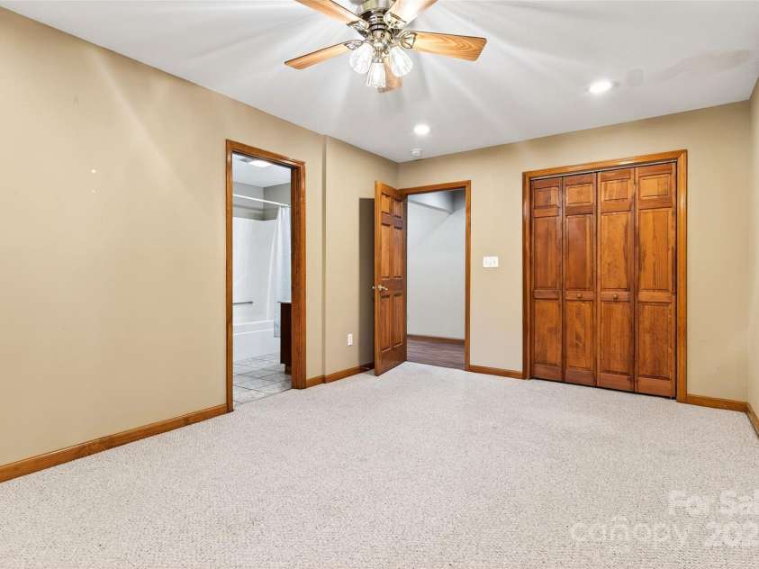 307 #7 Blue Ridge Drive, Marion, NC 28752.  MLS# CAR4298364, YatesRealty ID 28. 