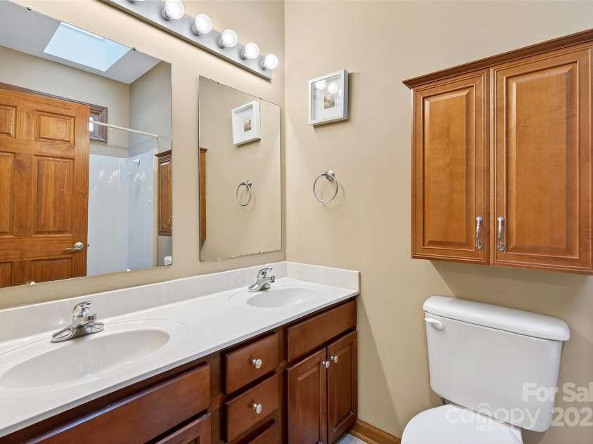 307 #7 Blue Ridge Drive, Marion, NC 28752.  MLS# CAR4298364, YatesRealty ID 28. (Main) off primary Bedroom