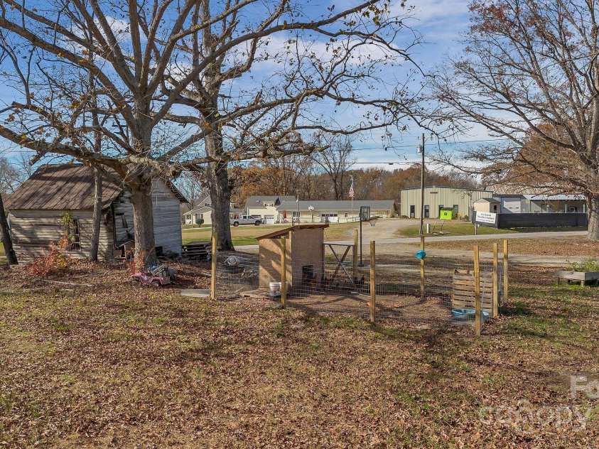 5113 Speedway Road, North Wilkesboro, NC 28659.  MLS# CAR4201414, YatesRealty ID 280. 