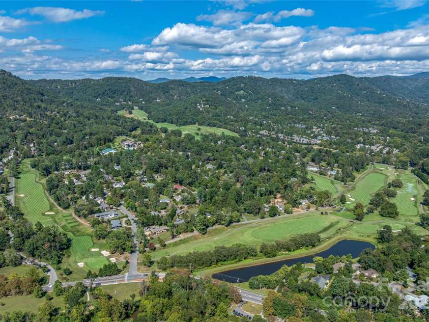 92 Senator Reynolds Road, Asheville, NC 28804.  MLS# CAR4306570, YatesRealty ID 280. Country Club of Asheville