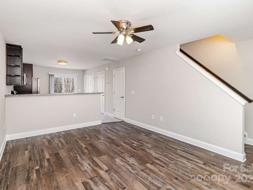 422 Balfour Drive, Salisbury, NC 28147.  MLS# CAR4228675, YatesRealty ID 2800. 