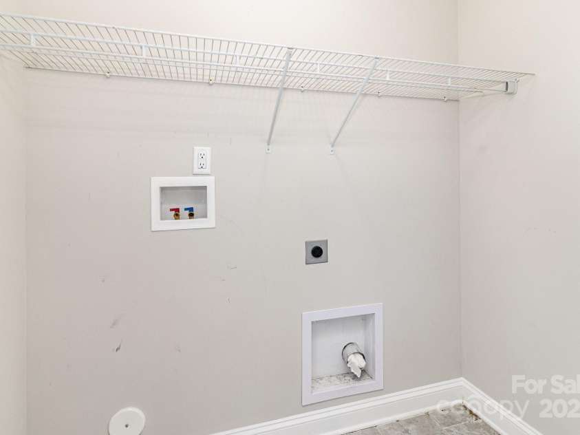 422 Balfour Drive, Salisbury, NC 28147.  MLS# CAR4228675, YatesRealty ID 2800. 