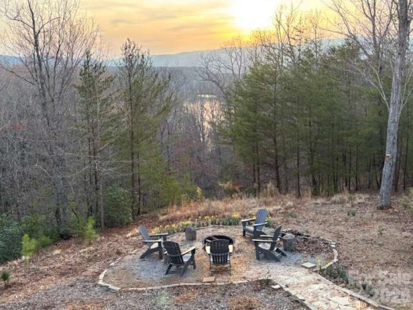 631 Mountain Parkway, Mill Spring, NC 28756.  MLS# CAR4350899, YatesRealty ID 2800. 