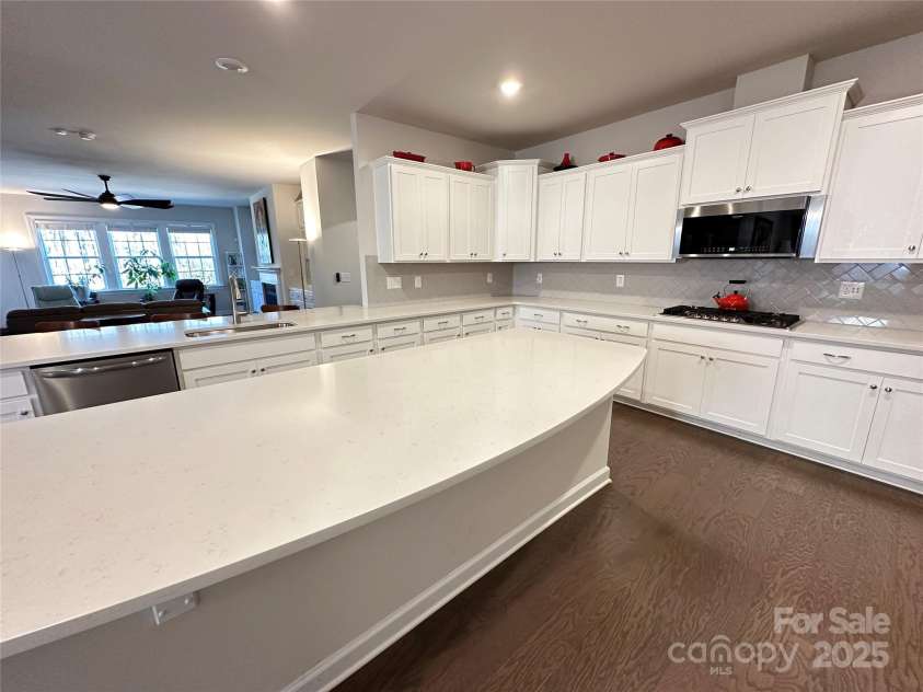 21110 Bank Fire Lane, Huntersville, NC 28078.  MLS# CAR4250011, YatesRealty ID 28000. 