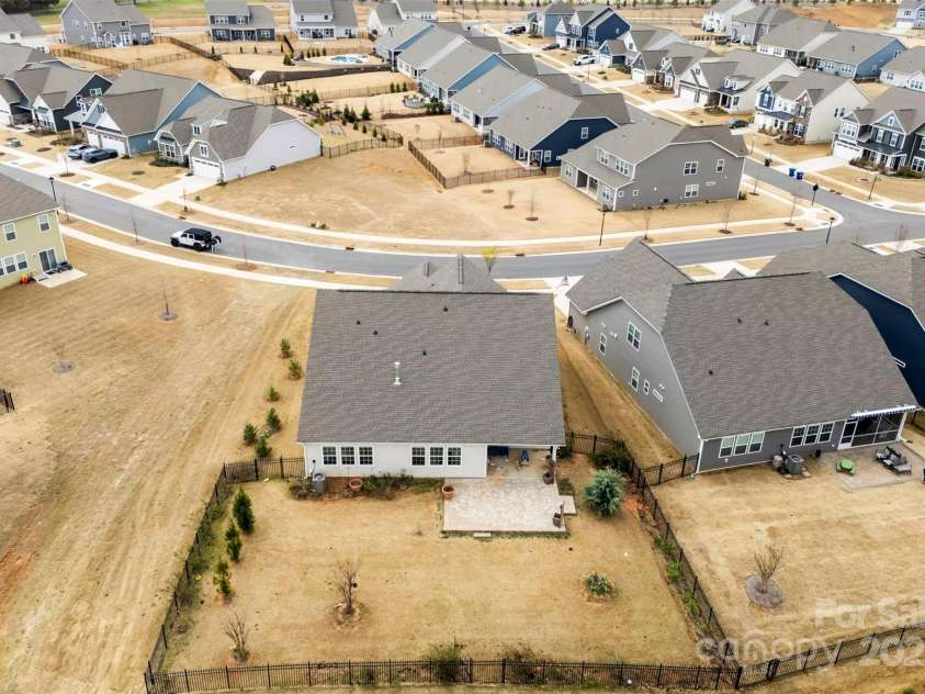 21110 Bank Fire Lane, Huntersville, NC 28078.  MLS# CAR4250011, YatesRealty ID 28000. 
