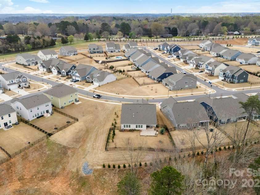 21110 Bank Fire Lane, Huntersville, NC 28078.  MLS# CAR4250011, YatesRealty ID 28000. 