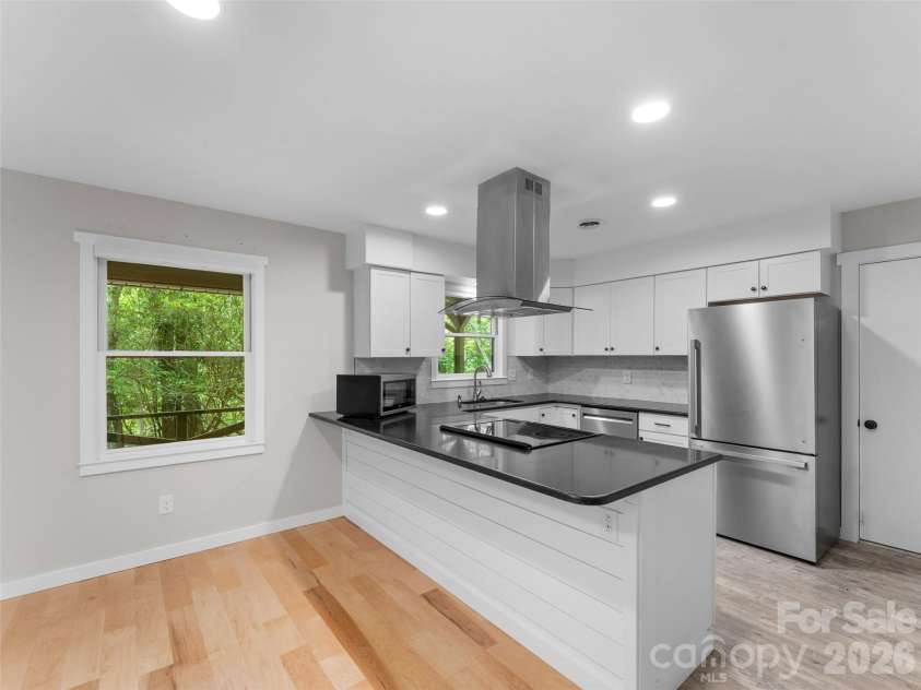 90 Cheestoonaya Way, Brevard, NC 28712.  MLS# CAR4388564, YatesRealty ID 28000. 