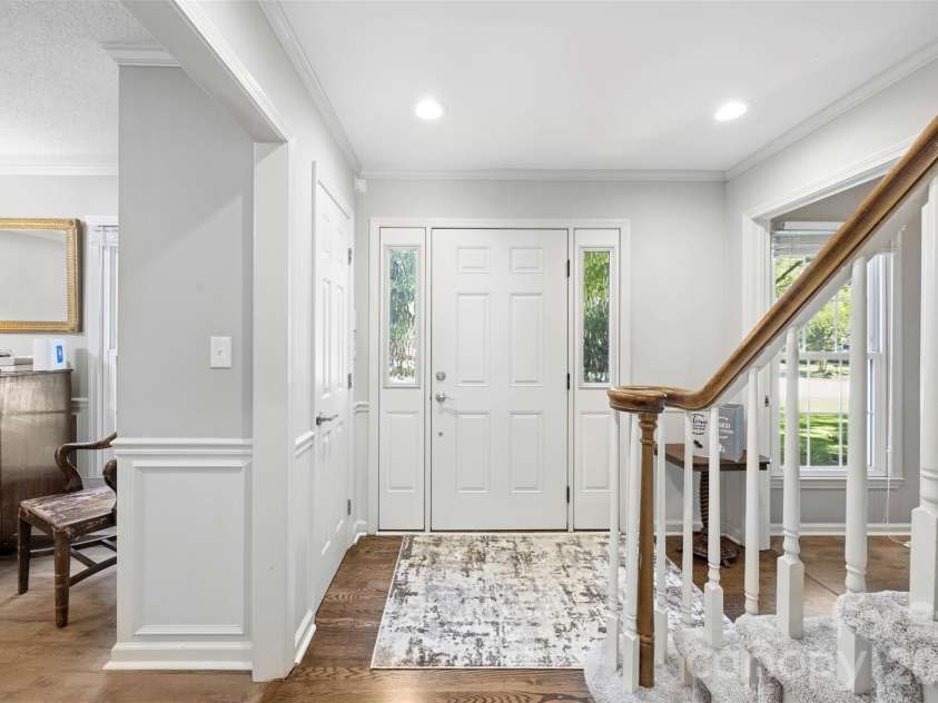 2106 Kings Drive, Gastonia, NC 28056.  MLS# CAR4389653, YatesRealty ID 28001. 