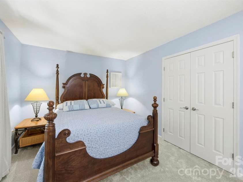 2106 Kings Drive, Gastonia, NC 28056.  MLS# CAR4389653, YatesRealty ID 28001. 