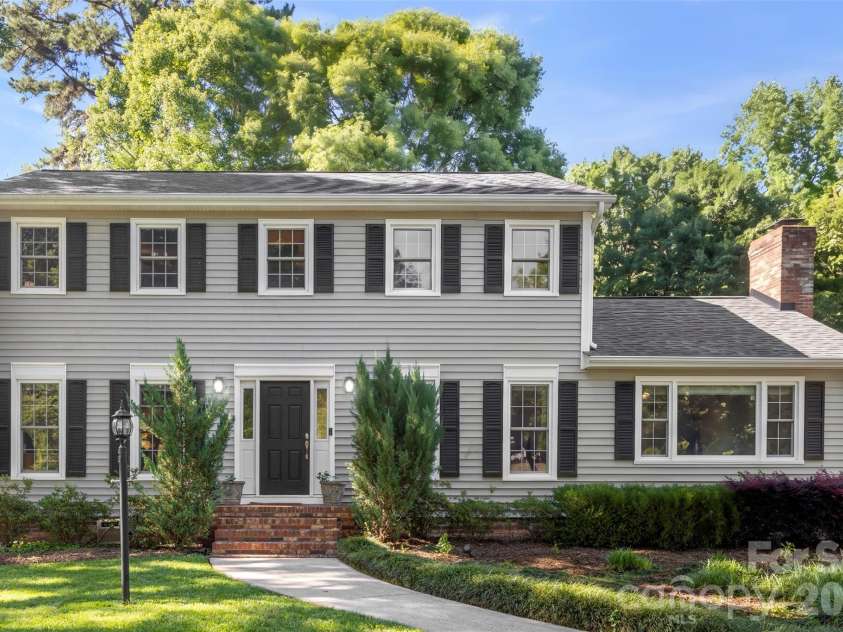 2106 Kings Drive, Gastonia, NC 28056.  MLS# CAR4389653, YatesRealty ID 28001. 