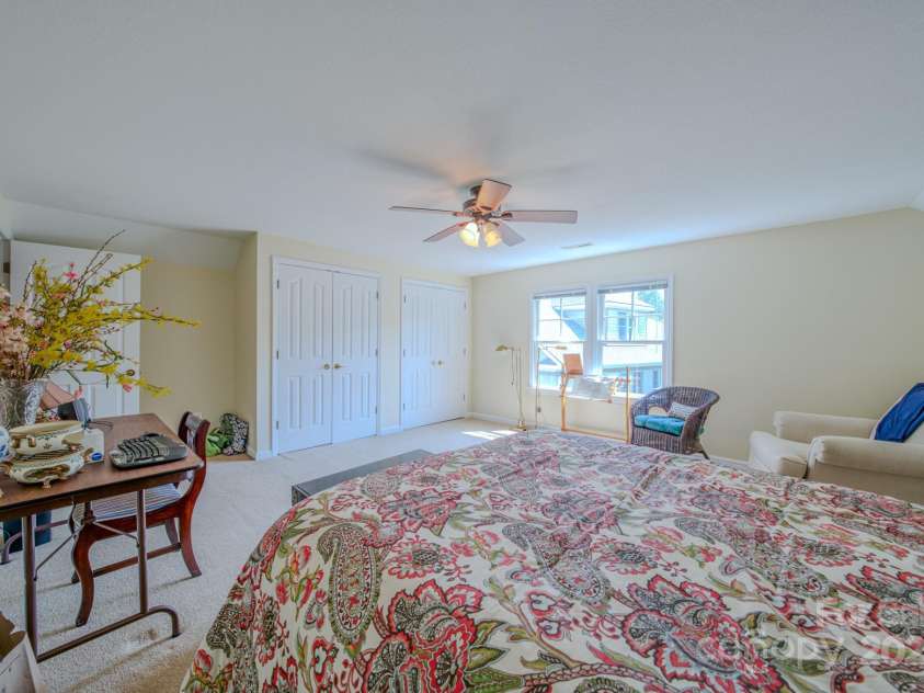 8 Creekside Way, Asheville, NC 28804.  MLS# CAR4275736, YatesRealty ID 28001. 3rd Bedroom / Upstairs