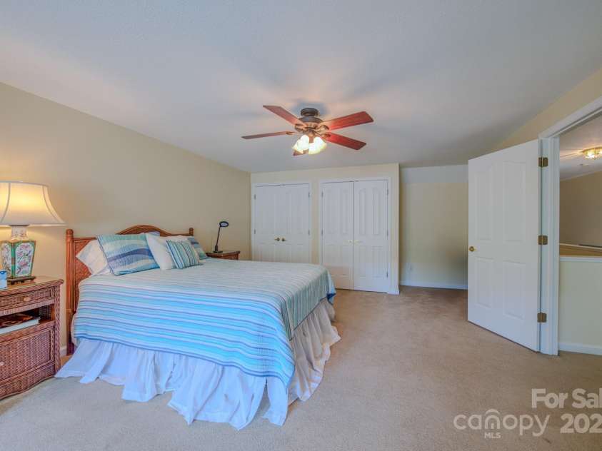 8 Creekside Way, Asheville, NC 28804.  MLS# CAR4275736, YatesRealty ID 28001. 