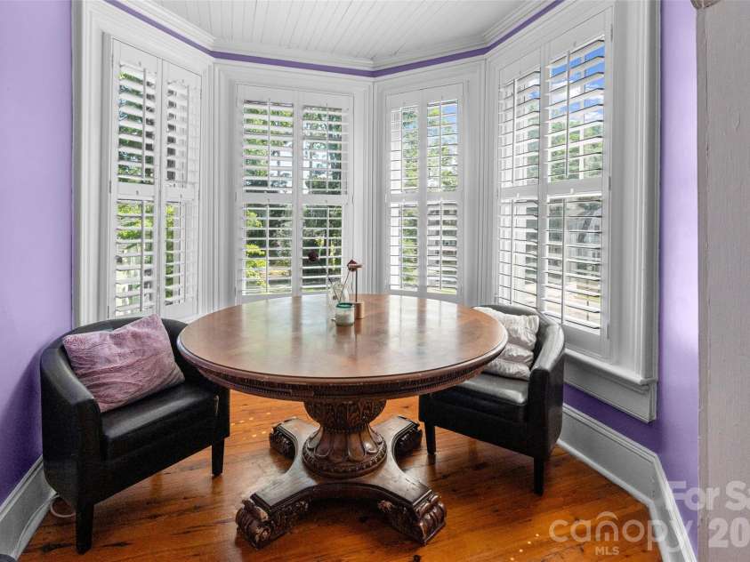 8 College Street, York, SC 29745.  MLS# CAR4390128, YatesRealty ID 28003. 