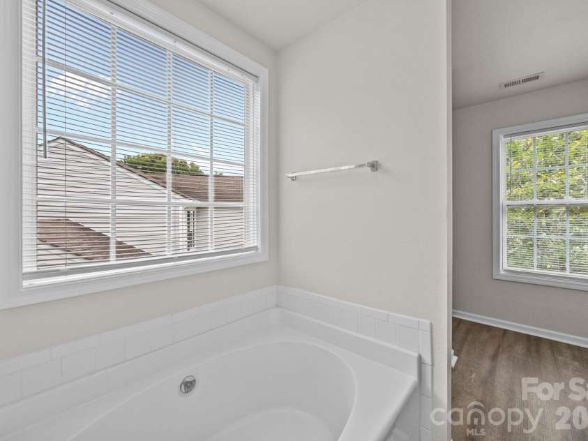 10609 Spring Rain Court, Charlotte, NC 28278.  MLS# CAR4390035, YatesRealty ID 28004. 