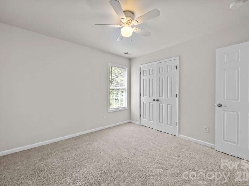 10609 Spring Rain Court, Charlotte, NC 28278.  MLS# CAR4390035, YatesRealty ID 28004. 