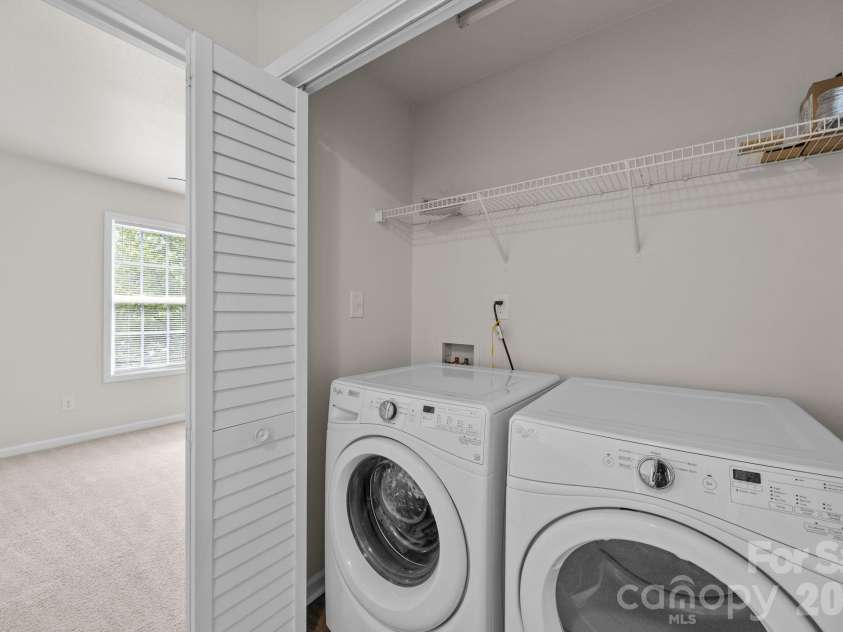 10609 Spring Rain Court, Charlotte, NC 28278.  MLS# CAR4390035, YatesRealty ID 28004. 