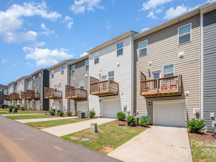 317 Devon Drive, Wake Forest, NC 27587.  MLS# CAR4284966, YatesRealty ID 28004. 