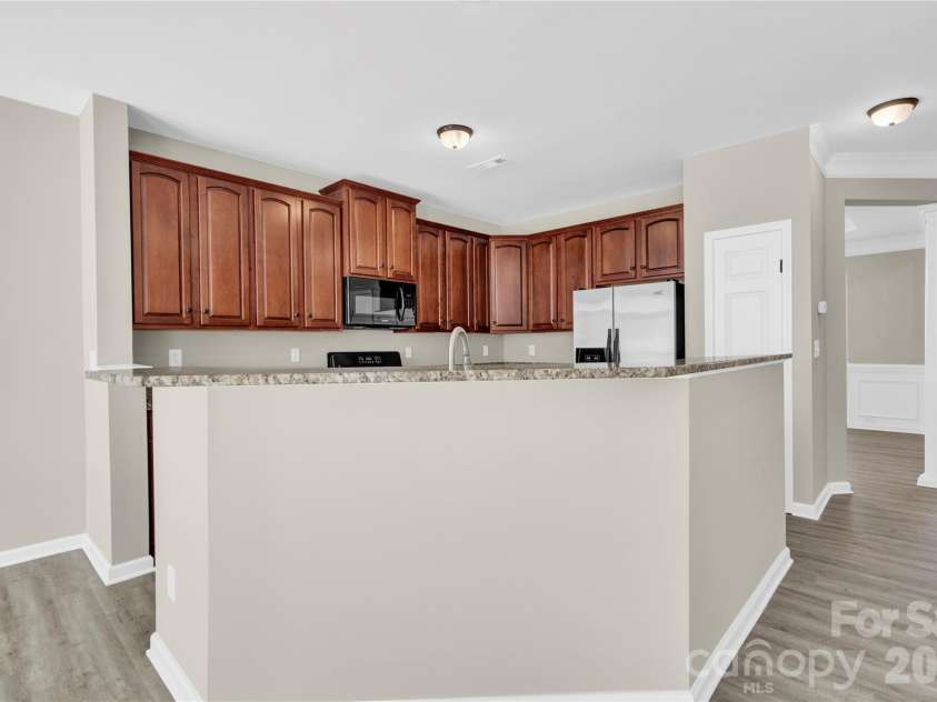 20528 Harbor View Drive, Cornelius, NC 28031.  MLS# CAR4387578, YatesRealty ID 28005. 