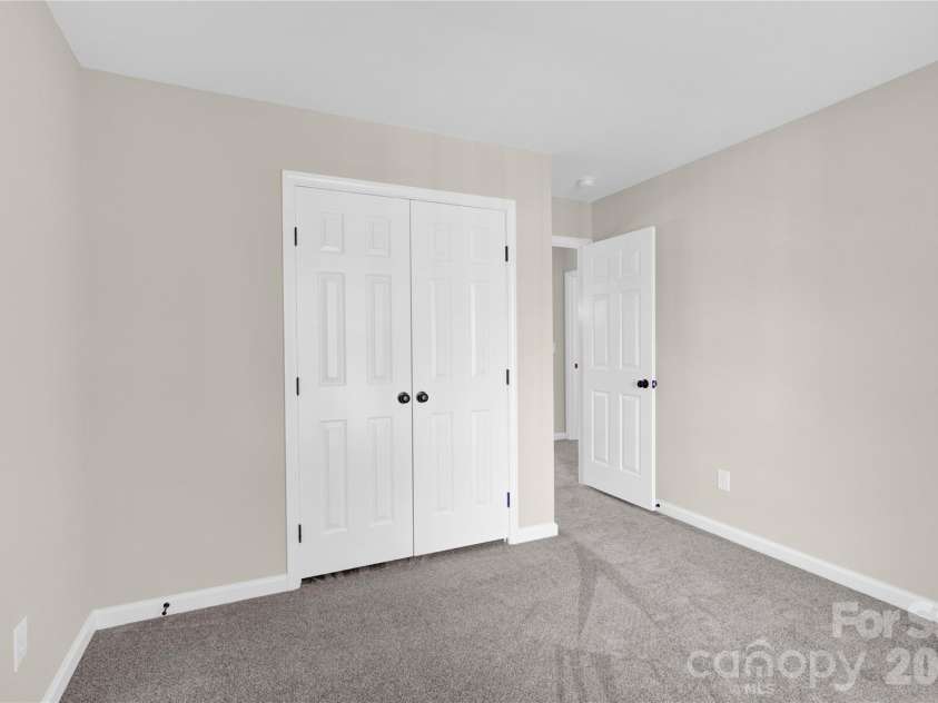 20528 Harbor View Drive, Cornelius, NC 28031.  MLS# CAR4387578, YatesRealty ID 28005. 