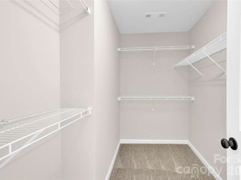 20528 Harbor View Drive, Cornelius, NC 28031.  MLS# CAR4387578, YatesRealty ID 28005. Walk in closet