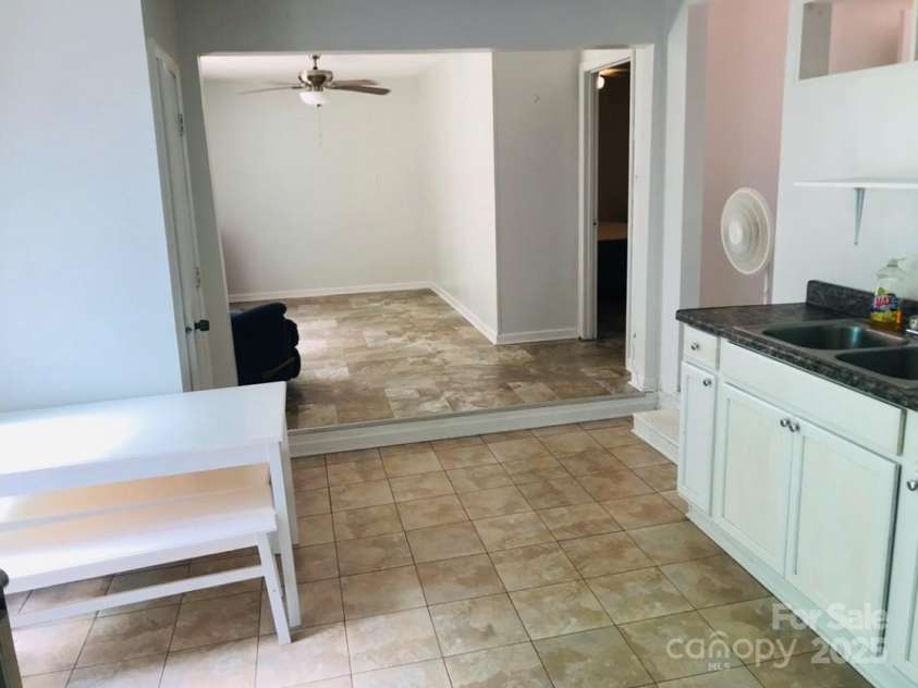 209 Edgewood Drive, Wingate, NC 28174.  MLS# CAR4285232, YatesRealty ID 28008. 2LQt Kitchen