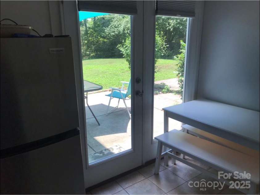 209 Edgewood Drive, Wingate, NC 28174.  MLS# CAR4285232, YatesRealty ID 28008. 2LQt Kitchen