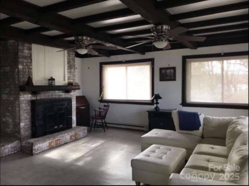 209 Edgewood Drive, Wingate, NC 28174.  MLS# CAR4285232, YatesRealty ID 28008. Main Den