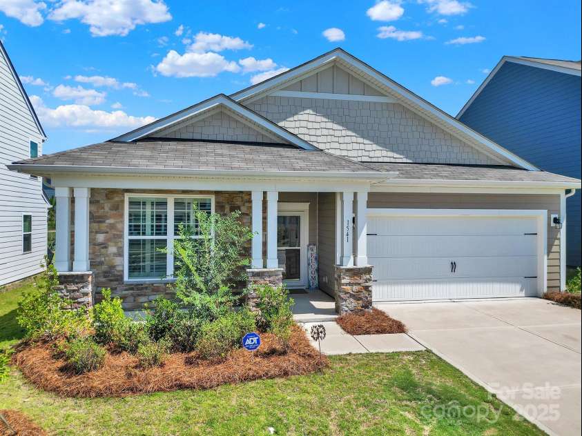 1541 Banham Drive, Indian Trail, NC 28079.  MLS# CAR4283557, YatesRealty ID 28009. 